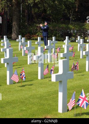 2016 American Memorial Service at Brookwood Military Cemetery UK - Trumpet Call - TAPS Stock Photo
