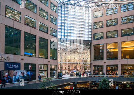 Atrium of the Collins Place complex in Collins Street, Melbourne, designed in part by I. M. Pei Stock Photo