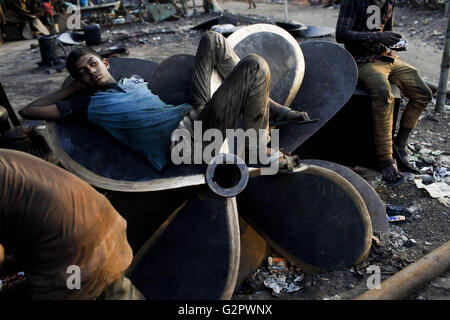 Dhaka, Dhaka, Bangladesh. 2nd June, 2016. Jun 02, 2016 Dhaka, Bangladesh ""“ A young worker take rest after work at a ship propeller making factory in sadarghat dockyard. The laborers work in the dockyard without proper safety measures and unsafe conditions. Mostly the Local Ships are built and repair in this place. Ship repair, Sewage from the city, oil spills from boats and chemicals from industry have all led to pollution in the Burigonga River. © K M Asad/ZUMA Wire/Ģ����ý Live News Stock Photo