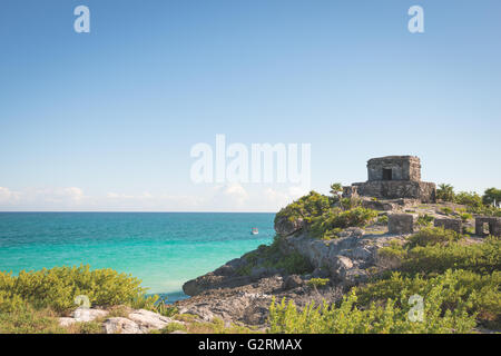 Ancient Aztec temples on the Mexican coast in Tulum Stock Photo