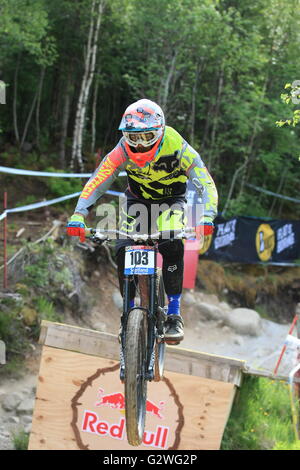 Fort William, Scotland, UK. 04th June, 2016. Rider practicing on the course for the Downhill Mountain Bike World Cup at Fort William, Scotland on June 4th 2016. © Malcolm Gallon/Alamy Live News Stock Photo