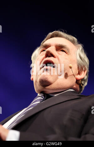 Hay Festival, Wales, UK - June 2016 -  Gordon Brown former Prime Minister talks on stage at the Hay Festival in an event titled 'Britain in Europe' ahead of the EU Referendum on June 23rd. Photograph Steven May / Alamy Live News Stock Photo
