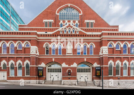 Front facade of the historic Ryman Auditorium in downtown Nashville, Tennessee Stock Photo