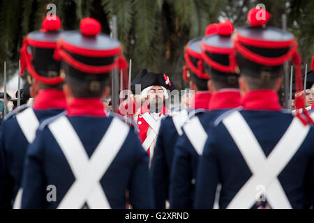 Badajoz, Spain - May 25, 2016: spanish troops during the Armed forces day. 6th Infantry Regiment Saboya period dressed Stock Photo