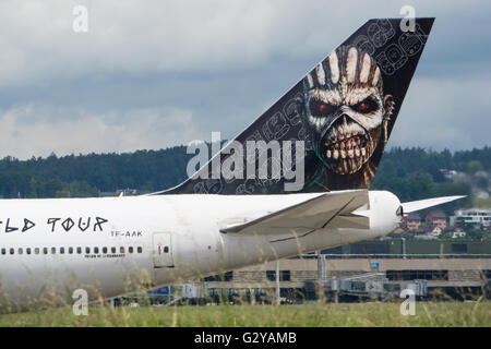'Ed Force One' Iron Maiden Boeing B747-428 in Zürich Switzerland Stock Photo