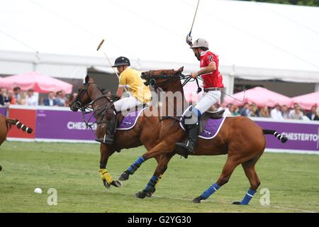 Hurlingham Club, London, UK. 04th June, 2016. Chestertons Polo in the Park. Match - Argentex Team Dubai versus Jnan Amar Polo Club Team Marrakech © Action Plus Sports/Alamy Live News Stock Photo