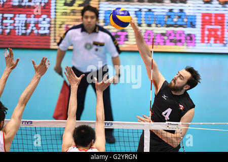 Nicholas Hoag (CAN), JUNE 5, 2016 - Volleyball : Men's Volleyball World Final Qualification for the Rio de Janeiro Olympics 2016 match between Canada - China  at Tokyo Metropolitan Gymnasium, Tokyo, Japan. (Photo by AFLO SPORT) Stock Photo