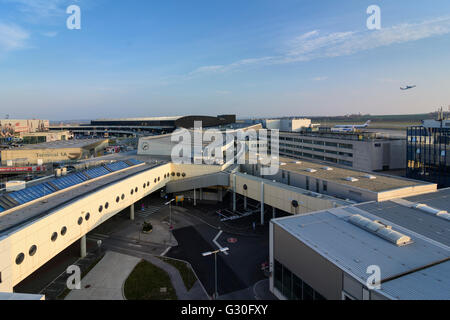 Vienna International Airport : Terminal building and plane taking off, Austria, Niederösterreich, Lower Austria Donau, Schwechat Stock Photo