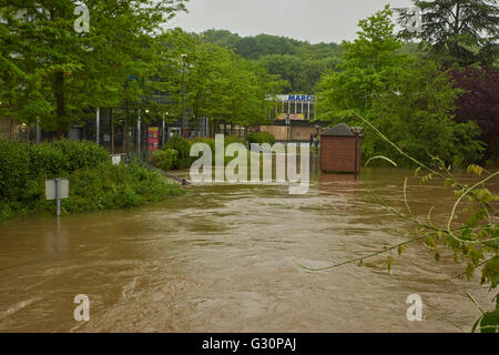 The Almont overflowed in downtown Melun Stock Photo