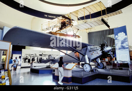 A replica of the Charles A. Lindbergh's 'Spirit of St. Louis' airplane that was the first to fly nonstop from New York to Paris in 1927 is a major attraction at the San Diego Air & Space Museum in San Diego, California, USA. With financial backing from the Missouri city after which it was named, the monoplane was designed, built and tested in San Diego before making its historic flight that took 33-1/2 hours and won Lindbergh $25,000 in prize money. Displayed above the 'Spirit of St. Louis' is an early glider aircraft. Stock Photo
