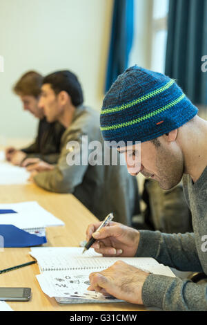 Bremen, Germany, Syrian refugees in German lessons Stock Photo