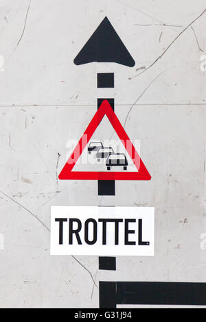 Berlin, Germany, detour sign on Mehringdamm Stock Photo - Alamy