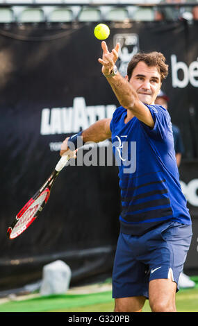 Roger Federer in action during his Gentlemen #39 s Singles third round