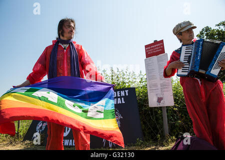 Burghfield, UK. 6th June, 2016. Peace campaigners from Trident Ploughshares blockade AWE Burghfield in Berkshire to begin a month of action against Trident renewal intended “to blockade, to occupy and to disrupt” the factory responsible for the final assembly of Trident mounted nuclear warheads. Credit:  Mark Kerrison/Alamy Live News Stock Photo