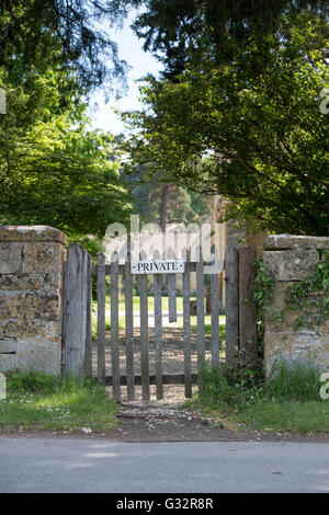 Private property sign, no entry, no climbing access, Springtime on ...