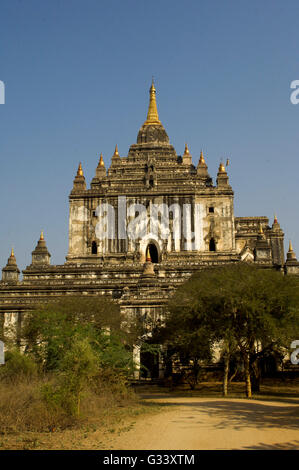 View of the Thatbyinnyu Temple in Bagan, Myanmar (Burma) Stock Photo