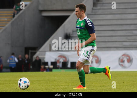 27th May 2016 - Vauxhall International Challenge (Friendly). Northern Ireland 3 Belarus 0. Northern Ireland's Corry Evans (13) in action. Stock Photo