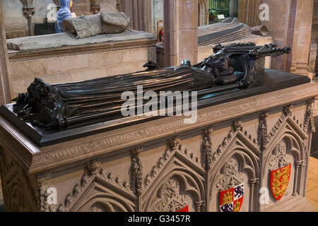 The tomb of Eleanor of Castile, Queen consort of Edward I of England: the tomb of her viscera at Lincoln Cathedral, Lincoln. UK Stock Photo