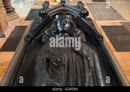 The tomb of Eleanor of Castile, Queen consort of Edward I of England: the tomb of her viscera at Lincoln Cathedral, Lincoln. UK Stock Photo