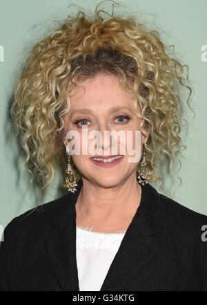 Los Angeles, California. 6th June, 2016. HOLLYWOOD, CA - JUNE 06: Actress Carol Kane attends a For Your Consideration panel for the show 'Unbreakable Kimmy Schmidt' at UCB Sunset Theater on June 6, 2016 in Los Angeles, California. | Verwendung weltweit © dpa/Alamy Live News Stock Photo