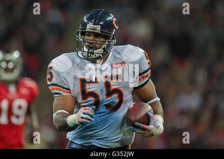 RB Matt Forte, #22 Chicago Bears, celebrates a touchdown during the NFL  International game between the Tampa Bay Buccaneers and Stock Photo - Alamy