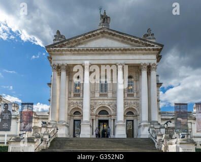 Entrance to Tate Britain art gallery, Millbank, London, England, UK Stock Photo