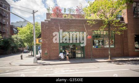 A store of the family owned D'Agostino chain of supermarkets in Greenwich Village in New York on Monday, June6, 2016. The family owned chain which at its peak had 26 stores is reported to be looking to sell its remaining nine stores. The chain is suffering from competition, both brick and mortar and online, as well as expensive leases. (© Richard B. Levine) Stock Photo