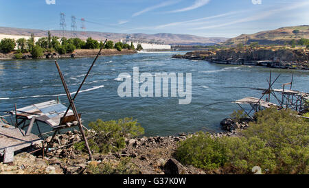 The Dalles Dam,  Nez Perce Indian native fishing platforms,  Columbia River Gorge. Stock Photo