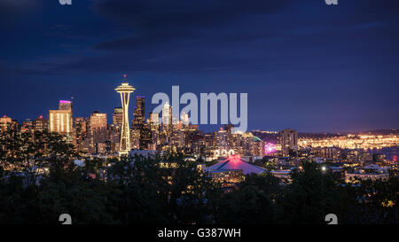 Space Needle and skyline at dusk in Seattle, Washington, USA Stock Photo