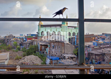 Mumbai, Maharashtra, India. 22nd May, 2016. 22 may 2016 - Dharavi, Mumbai : INDIA.View of the Dharavi Slums at Mumbai.The Dharavi Slums is a prime real estate land located in the heart of Mumbai, Various developers want to take over Dharavi Slums for re-development. © Subhash Sharma/ZUMA Wire/Alamy Live News Stock Photo