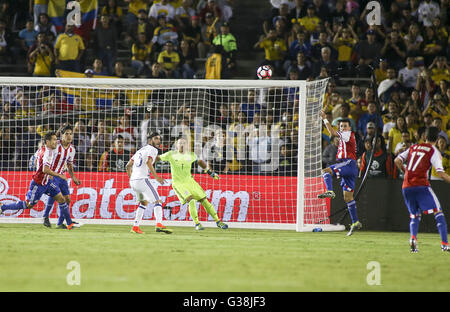 Los Angeles, California, USA. 7th June, 2016. The Copa America soccer match between Colombia and Paraguay at Rose Bowl in Pasadena, California, June 7, 2016. Colombia won 2-1. © Ringo Chiu/ZUMA Wire/Alamy Live News Stock Photo