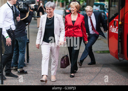 London, UK. 9th June, 2016. Boris Johnson, Andrea Leadsom and  Gisela Stuart arrive on the Vote Leave battlebus at the ITV studios for the EU Referendum debate with Nicola Sturgeon, Angela Eagle and Amber Rudd. Credit:  Mark Kerrison/Alamy Live News Stock Photo