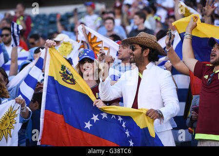 Philadelphia, Pennsylvania, USA. 9th June, 2016. Fans of Venezuela cheer on their team during the Copa America match held at Lincoln Financial Field in Philadelphia Pa Credit:  Ricky Fitchett/ZUMA Wire/Alamy Live News Stock Photo