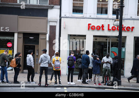 Public crowd Foot Locker doorway for sales on Oxford Street - London UK Stock Photo