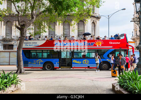 Double-decker tourist bus, Havana, La Habana, Cuba, the republic Cuba, the Greater Antilles, the Caribbean Stock Photo