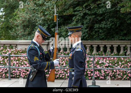 Changing Of The Guard at the  Tomb Of The Unknown Soldier at Arlington National Cemetery , Washington DC . USA Stock Photo