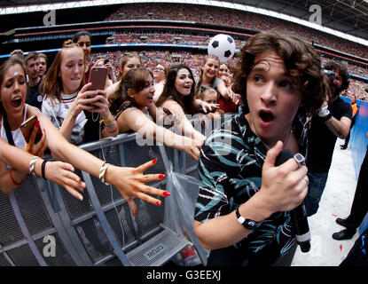 Bradley Simpson of The Vamps performing at Capital FM's Summertime Ball with Vodafone held at Wembley Stadium, London. Stock Photo