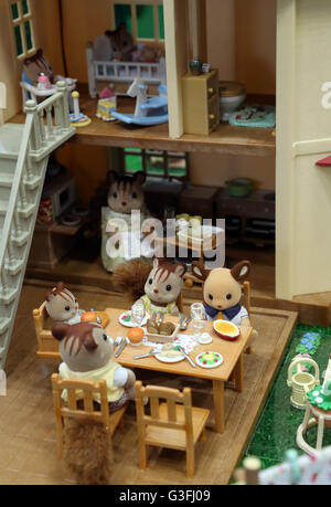 Tokyo, Japan. 10th June, 2016. Animal dolls and toy houses of 'Sylivanian Families', produced by Japanese toy maker Epoch are displayed at the annual Tokyo Toy Show in Tokyo on Friday, June 10, 2016. Some 160,000 people are expecting to visit the four-day toy trade show. © Yoshio Tsunoda/AFLO/Alamy Live News Stock Photo