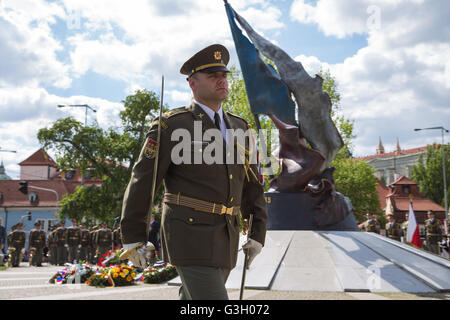 Prague, Czech Republic. 08th May, 2016. An officer of the Czech Army marches away after rendering military honors at the Memorial of the Second Resistance Movement, in Mala Strana, during a ceremony on Liberation Day. © Piero Castellano/Pacific Press/Alamy Live News Stock Photo