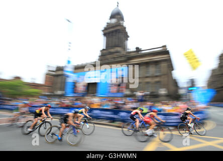 The Elite Women's race rounds Leeds Town Hall during the ITU World Triathlon Series in Leeds. Stock Photo