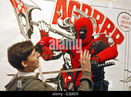Kiev, Ukraine. 14th May, 2016. Cosplayers pose during the 'Kyiv Comic Con' festival. The festival attracts comics, manga, cosplay, films, and games fans. © Vasyl Shevchenko/Pacific Press/Alamy Live News Stock Photo