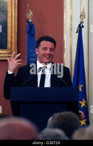 Naples, Italy. 06th Apr, 2016. The Italian Prime Minister Matteo Renzi in Naples to rule the control room over Bagnoli reclamation. © Roberta Basile/Pacific Press/Alamy Live News Stock Photo
