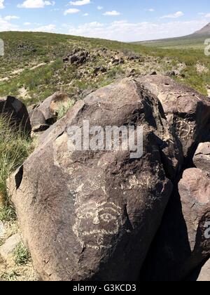 Native Americans (Jornada Mogollon people) carved petroglyphs on rocks at Three Rivers Petroglyph Site near Tularosa, New Mexico Stock Photo