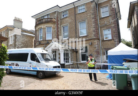 Ryde, Isle of Wight, UK. 14th June, 2016. A 53-year-old woman has been arrested following the suspicious death of a man at a flat in Ryde this afternoon (Monday).  Police and paramedics were called to a property on East Hill Road, Ryde at just after 4pm on Monday. A cordon was erected and a woman swiftly detained. Hampshire Constabulary have now confirmed that a 53-year-old female has been arrested in connection with the death and that a murder investigation has been launched. ?The detained person, who is yet to be identified, has been taken to Newport Police Station Credit:  uknip/Alamy Live  Stock Photo