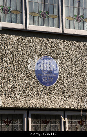 Merseyside, Liverpool, Beatles History, blue plaque on Mendips, 251 Menlove Road childhood home of Beatle John Lennon Stock Photo