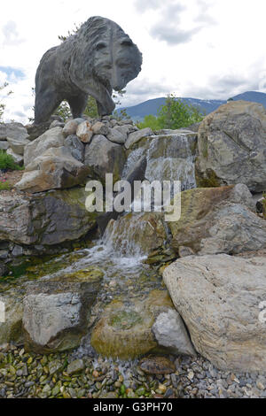 USA; Salmon; Idaho; Grizzly Bear; Statue; Waterfall; Water fall; falls; Fountain; Scenic; Landscape, statue, fountain Stock Photo