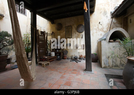 Typical tube house in the historic town centre of Hanoi, Vietnam, Southeast Asia, Asia Stock Photo