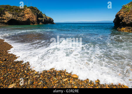 Rocky beach at Tinker's Cove, Santa Cruz Island, Channel Islands National Park, California USA Stock Photo