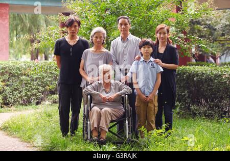 Red Amnesia Chuang ru zhe  Year : 2014 China Director : Xiaoshuai Wang Hao Qin, Zhong Lu, Yuanzheng Feng, Su Ying Huang, Hailu Qin Stock Photo