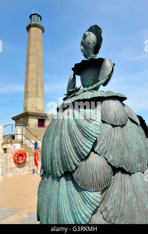 Margate, Kent, England, UK. Mrs Booth, the Shell Lady of Margate (Ann Carrington; 2008) sculpture by the lighthouse.... Stock Photo